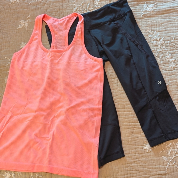 lululemon athletica Tops - LOW START Lululemon Bundle Swiftly Racerback Tank and Black Crops Sz 8